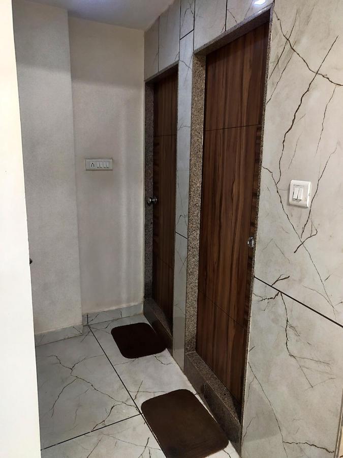 Hotel Milan Ahmedabad Eksteriør bilde